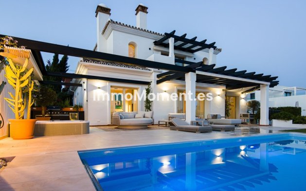 Villa independiente - Reventa - Marbella - Las Chapas
