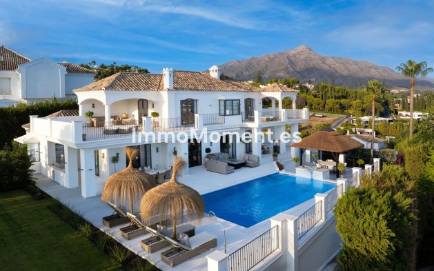 Villa independiente - Reventa - Marbella - Nueva Andalucía