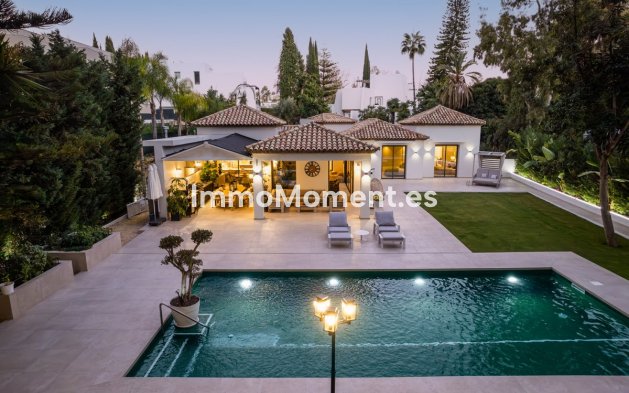 Villa independiente - Reventa - Marbella - Nueva Andalucía