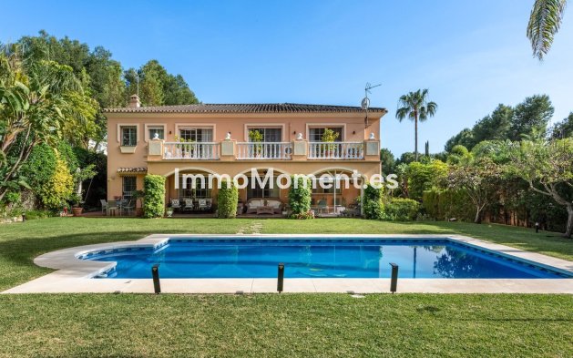 Villa independiente - Reventa - Marbella - Nueva Andalucía