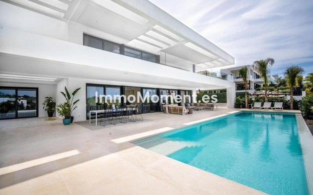 Villa independiente - Reventa - Marbella - Nueva Andalucía