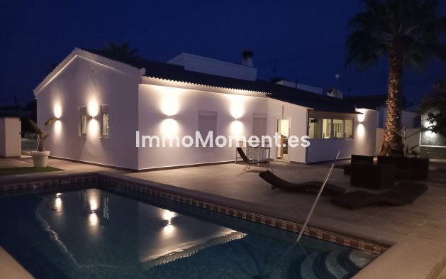 Villa independiente - Reventa - Orihuela Costa - Cabo roig - La Zenia