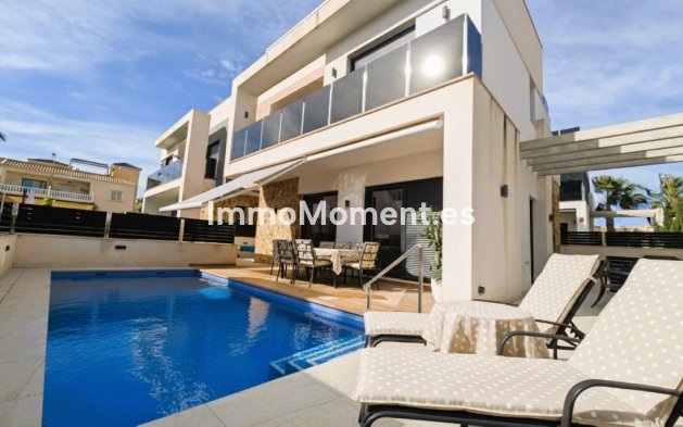 Villa independiente - Reventa - Orihuela Costa - Los Dolses