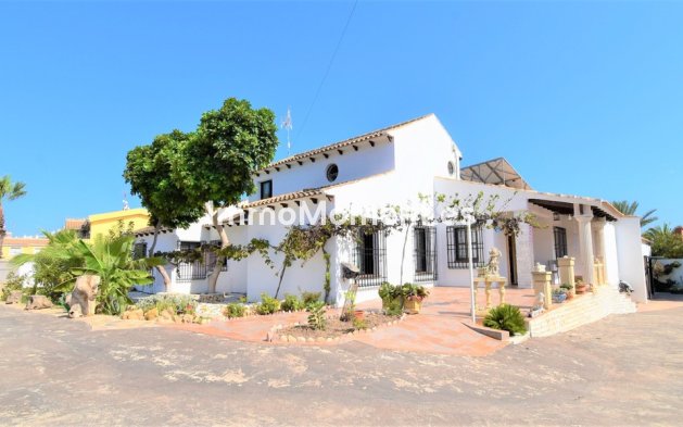 Villa independiente - Reventa - Orihuela Costa - Villamartín