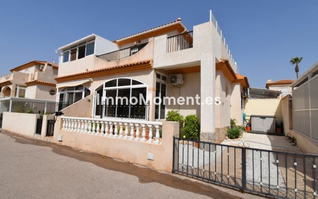 Villa independiente - Reventa - Orihuela - Playa Flamenca