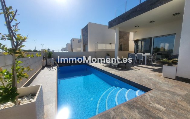 Villa independiente - Reventa - Orihuela - Villamartin