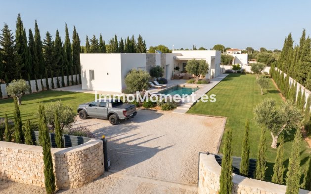 Villa independiente - Reventa - Pinoso - Pinoso Centro