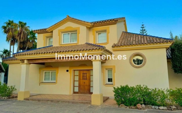Villa individuelle - Revente - Estepona  - Estepona Centro