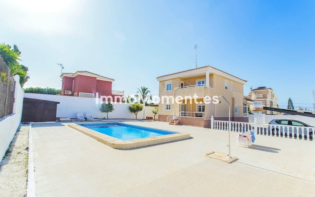 Villa individuelle - Revente - Torrevieja - Aguas Nuevas