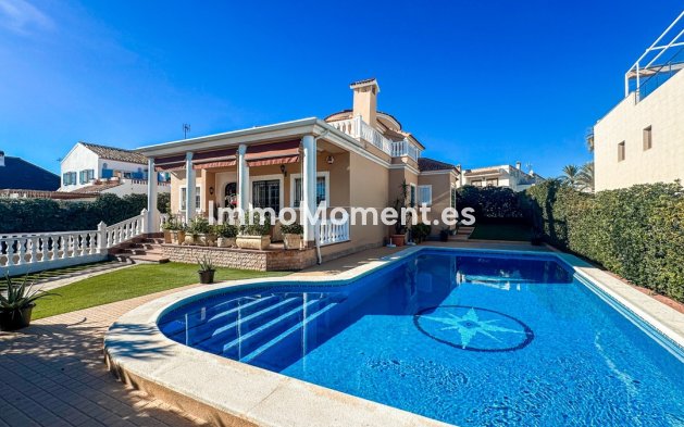 Villa individuelle - Revente - Torrevieja - La Mata