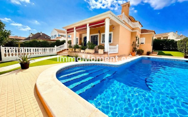 Villa individuelle - Revente - Torrevieja - La Mata