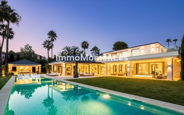 Villa - Obra nueva - Marbella - Marbella