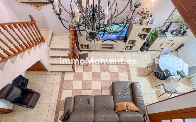 Villa - Resale - Estepona - Estepona Centro