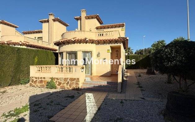 Villa - Resale - Guardamar del Segura - Guardamar del Segura Centro
