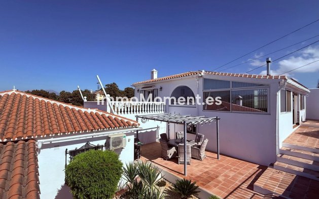 Villa - Resale - Inland  - Coín