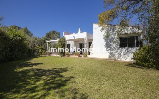 Villa - Resale - Marbella - Guadalmina Baja