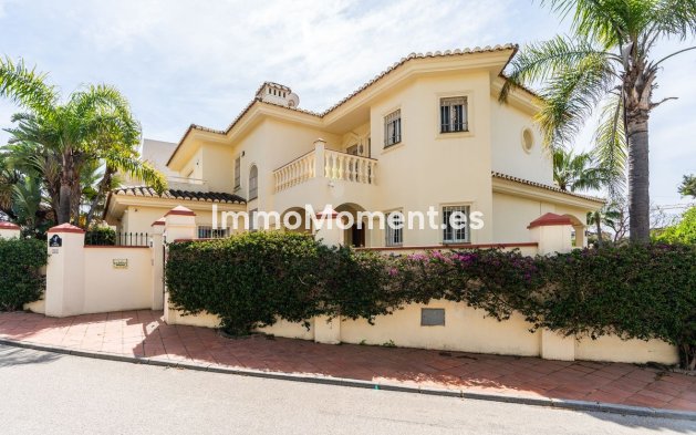 Villa - Resale - Marbella - Marbesa