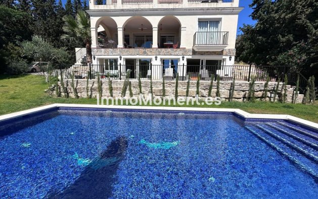Villa - Resale - Marbella - Nueva Andalucía