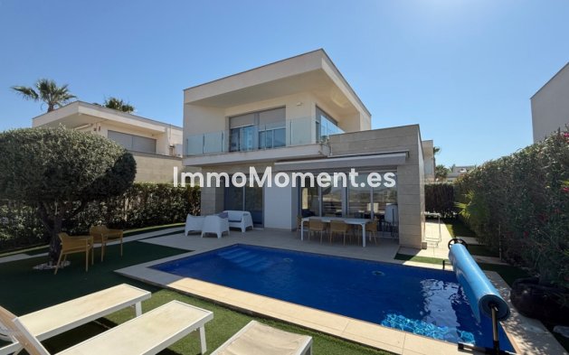 Villa - Resale - Orihuela - Orihuela Centro