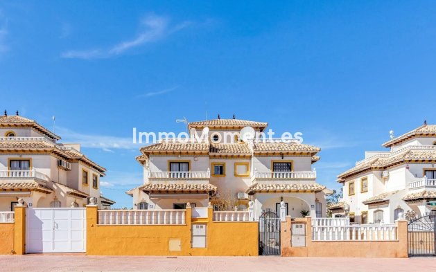 Villa - Resale - Orihuela - Orihuela Centro