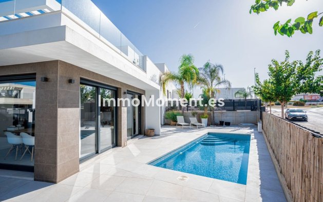 Villa - Resale - San Fulgencio - La Marina