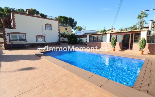 Villa - Resale - Torrevieja - Torrevieja Centro