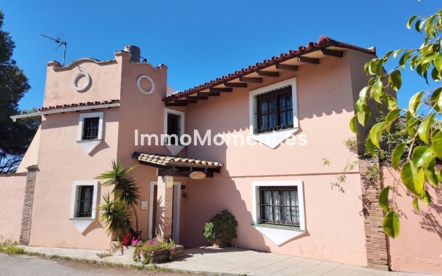 Villa - Reventa - Estepona  - Estepona Centro