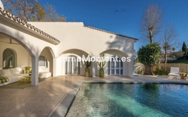 Villa - Reventa - Marbella - Guadalmina Alta