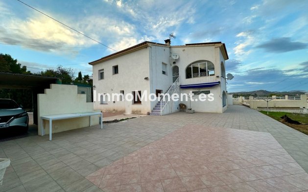 Villa - Reventa - Novelda - Estación