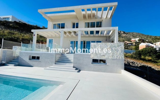 Villa - Wiederverkauf - Benalmadena - Benalmadena Centro