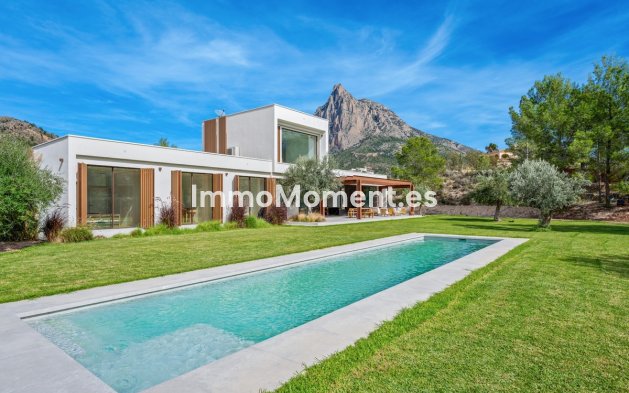 Villa - Wiederverkauf - Finestrat - Finestrat