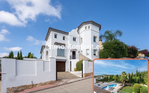 Villa - Wiederverkauf -   Inländisch - Coín