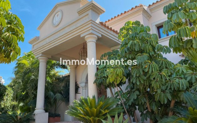 Villa - Wiederverkauf - Málaga - Benahavís