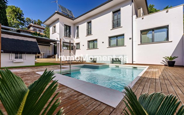 Villa - Wiederverkauf - Málaga - Limonar