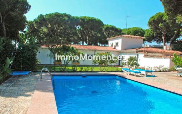 Villa - Wiederverkauf - Marbella - Elviria