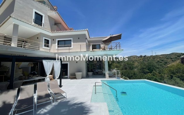Villa - Wiederverkauf - Marbella - Elviria