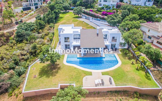 Villa - Wiederverkauf - Marbella - La Mairena