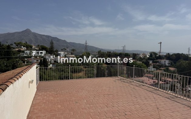 Villa - Wiederverkauf - Marbella - Nueva Andalucía