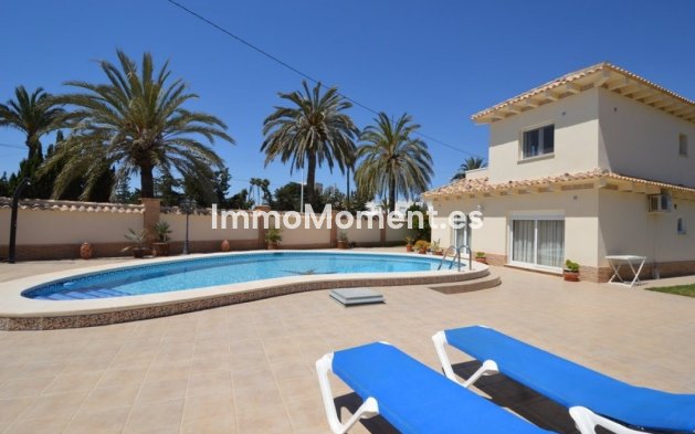 Villa - Wiederverkauf - Orihuela - Cabo Roig