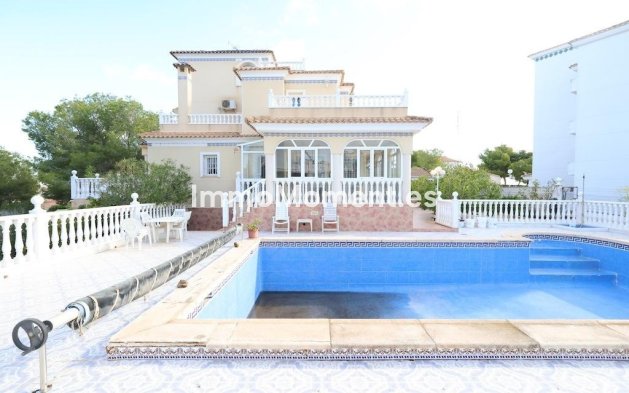 Villa - Wiederverkauf - Orihuela - Orihuela Costa