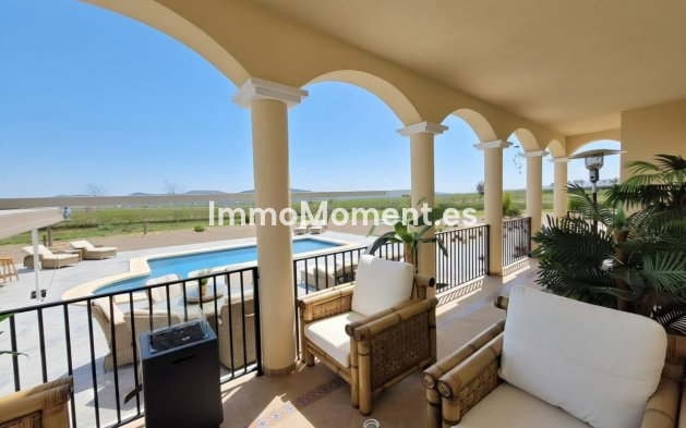 Villa - Wiederverkauf - Pinoso - Pinoso Centro