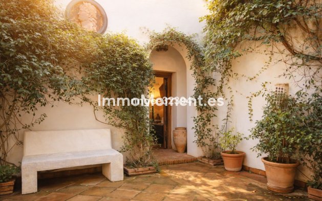 Villa - Wiederverkauf - Sotogrande - Sotogrande