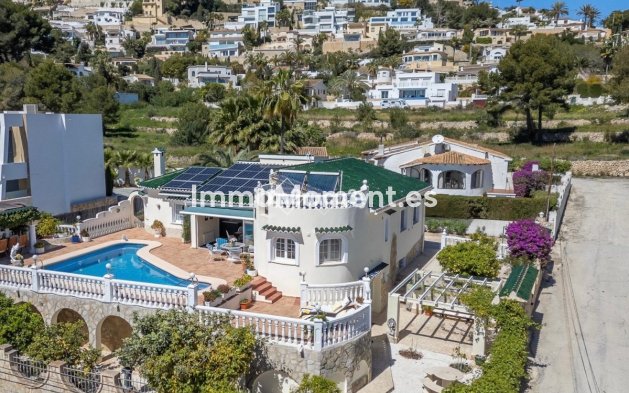 Villa - Wiederverkauf - Teulada - Moraira