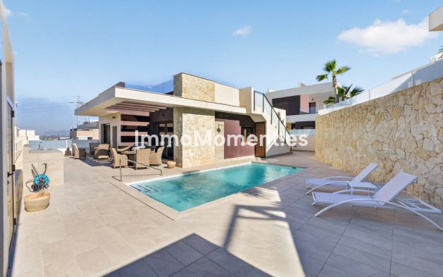 Vrijstaande villa - Bestaande woning - Alicante - Alicante Centro