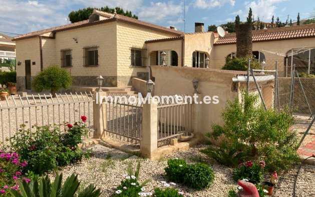 Vrijstaande villa - Bestaande woning - Elche - Elche Centro