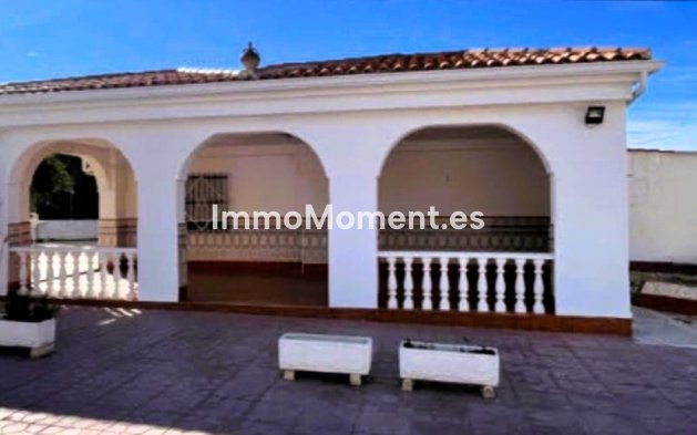 Vrijstaande villa - Bestaande woning - Elche - Elche Centro