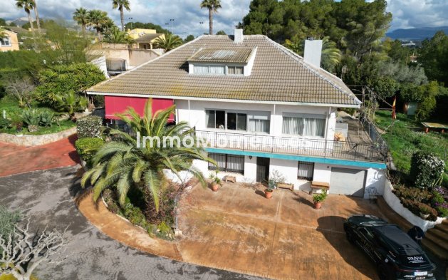 Vrijstaande villa - Bestaande woning - Elda - Elda Centro