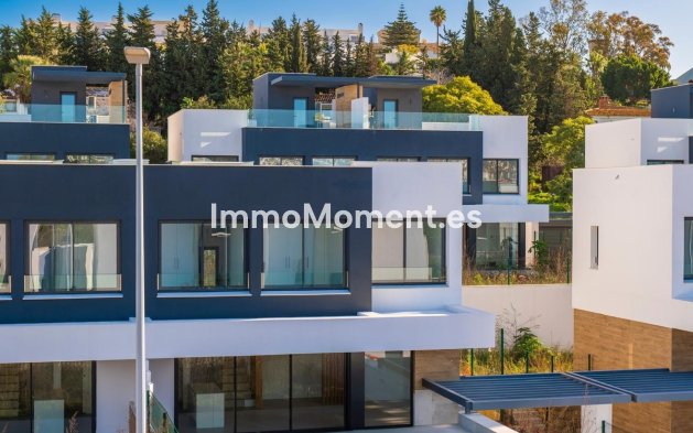 Vrijstaande villa - Bestaande woning - Estepona  - Atalaya