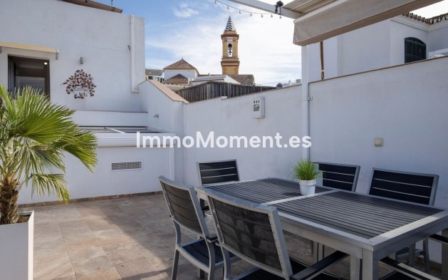 Vrijstaande villa - Bestaande woning - Estepona  - Estepona Centro