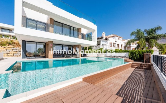 Vrijstaande villa - Bestaande woning - Estepona  - Estepona Centro